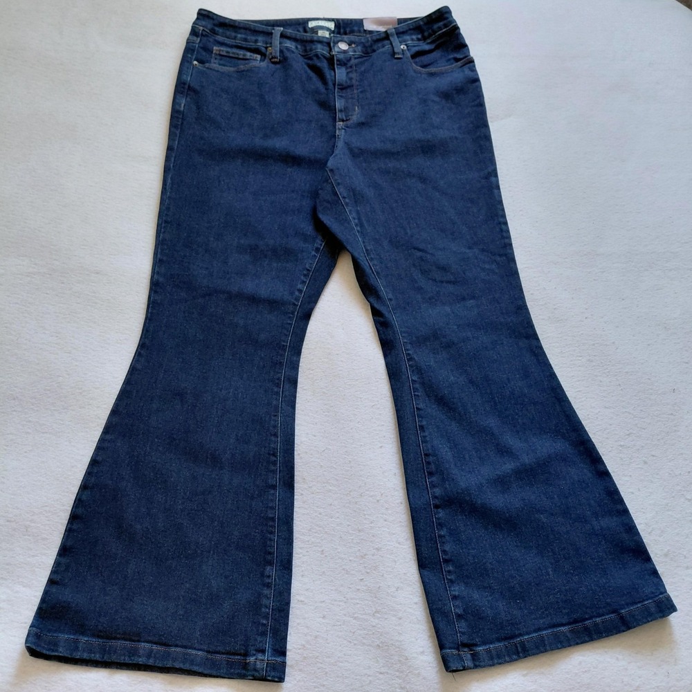 Ava and Viv Flare Jeans Women Plus Size 18W Dark Denim No Gap Tummy Control NWT